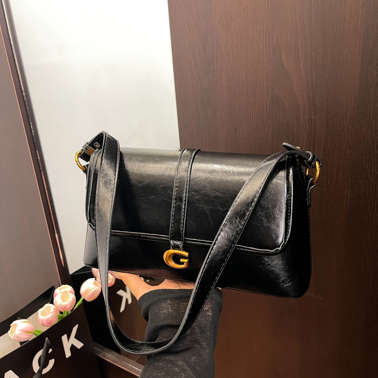 Sac fourre-tout de luxe en cuir pour femmes, fourre-tout classique à la mode, sac à bandoulière élégant de styliste pour un usage moderne