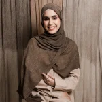 Nouveauté froissé rayonne Hijab pour femmes musulman écharpe châles cravate-teinture foulard enveloppes plaine Modal coton islamique Turban Ramanda