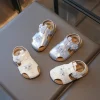 sandales d'été élégantes pour enfants, chaussures de princesse à fleurs, à fond épais, décontractées, ajourées, pour l'école, nouvelle collection