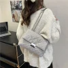 sac à main à la mode pour femmes, en cuir de qualité supérieure, tendance, décontracté, paris, look raffiné au quotidien ​