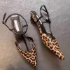Sandales à talons léopard pour femmes, chaussures élégantes à bout pointu, pantoufles à talons de styliste, tongs de fête à la mode, tendance, 2025