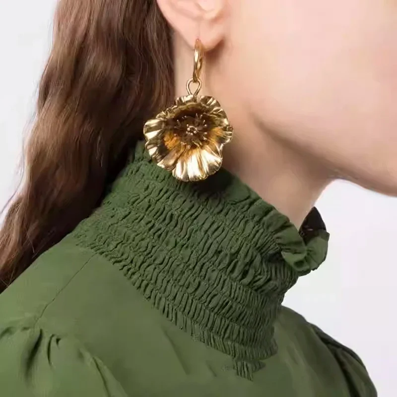 Boucles d'oreilles asymétriques en laiton plaqué or 18 carats pour femme, bijoux de luxe, tendance, Vintage, perle, fleur, Europe et amérique