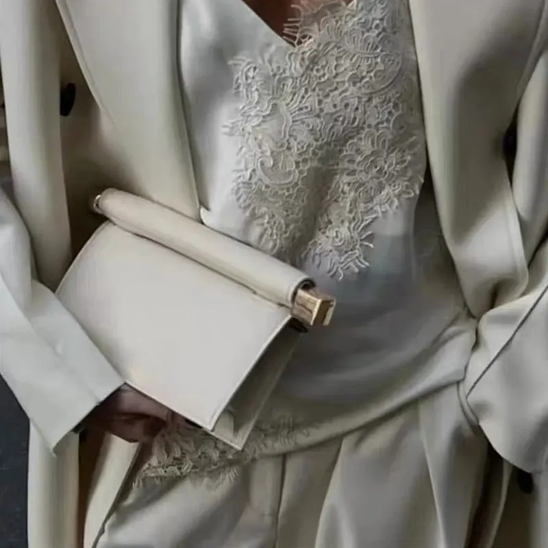 Sac à main de luxe de styliste pour femmes, nouvelle pochette à emporter avec robes en métal, sac de bal pour dames, sac à bandoulière