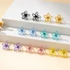 Une paire de boucles d&rsquo;oreilles pour femmes, fleurs métalliques, boucles d&rsquo;oreilles simples avec plusieurs couleurs au choix, boucles d&rsquo;oreilles et bijoux, adaptées à un usage quotidien et aux vacances