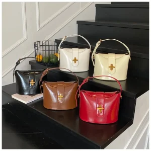 Sac à bandoulière élégant pour femmes, sac à main de luxe en cuir souple, sac seau à la mode pour toutes les Occasions, nouvelle collection 2025