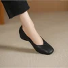 chaussures plates confortables à semelle souple pour femmes, nouveau style d'automne 2025, chaussures en cuir souple à talons bas, chaussures à enfiler à talons épais, meilleures ventes