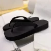 tongs paresseuses pantoufles à fond plat et épais femmes sandales diapositives été dames bord de mer vacances chaussures de plage chaussures de natation 2025