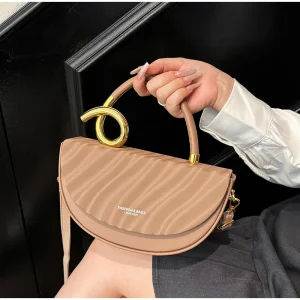 Sac à main de marque léger de luxe, boîte avancée, Design créatif en demi-cercle, polyvalent rétro pour dames, sac à bandoulière, nouvelle collection