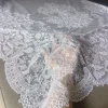 mantille en dentelle espagnole blanche brodée mantel de encaje fallera manteleta fallera blanca