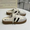 Chaussures plates à enfiler pour femmes pour toutes les saisons – Baskets plates décontractées à bout fermé, semelle souple antidérapante, chaussures polyvalentes d&rsquo;intérieur/extérieur