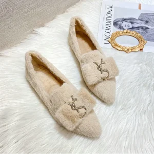 Chaussures plates pointues pour femmes, fourrure de vison, velours, mocassins pour dames, grande taille, 41, 42, 43, automne, hiver, nouveau, 2024