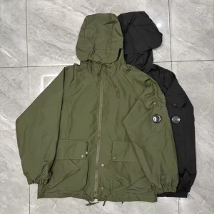 Veste d&rsquo;assaut à capuche pour hommes, veste de travail de printemps et d&rsquo;automne, veste ample tendance avec plusieurs poches, haut à capuche avec fermeture éclair