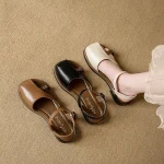 Sandales à talons beiges avec sangle à boucle, chaussures confortables pour femmes, été 2021, noir, plat, clair, bas, mode, nouvelles filles fermées, Fretwork Cas