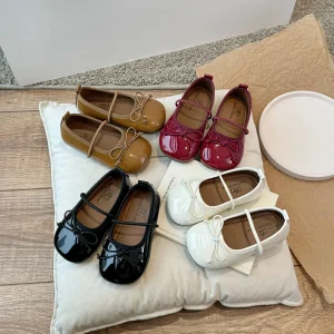 Ballerines Rondes en Cuir Verni pour Bébé Fille, Chaussures de Ballerine Classiques avec Nministériels d Papillon et Bande artificiel astique, Robe Douce pour Enfant en Bas Âge Ballerines Rondes en Cuir Verni pour Bébé Fille, Chaussures de Ballerine Classiques avec Nministériels d Papillon et Bande artificiel astique, Robe Douce pour Enfant en Bas Âge