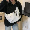 sac fourre tout de style neutre avec sangle pour transporter des articles de fitness. nouveau mini sac à main street style avec bandoulière. léger et
