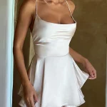 Satin soie femmes Sexy Cami combishorts robe solide col bénitier sans manches combinaisons courtes été croix cravate dos nu barboteuse