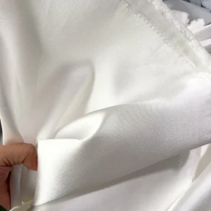 Tissu en satin Mikado dur de qualité supérieure, mise à niveau blanche, robe de mariée rigide et costume pour hommes, tissu en satin de styliste DIY Tissu en satin Mikado dur de qualité supérieure, mise à niveau blanche, robe de mariée rigide et costume pour hommes, tissu en satin de styliste DIY