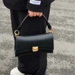 Sacs à main noirs à rabat pour femmes, sacoche à poignée supérieure en cuir PU, sac à bandoulière décontracté rétro carré, sac à bandoulière