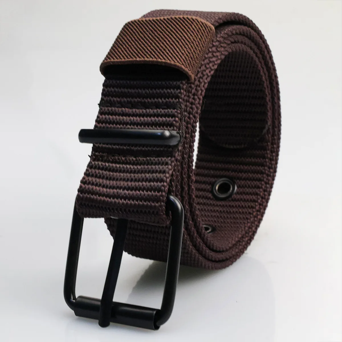 Nouvelles ceintures en toile à boucle ardillon poreuse pour hommes, ceinture polyvalente à la mode pour étudiants et jeunes, formation militaire, ceinture de styliste en Denim étendue