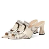 sandales à bout ouvert pour femmes, chaussures élégantes à talons hauts, mode d'été, pantoufles confortables à talons moyens épais, décoration en métal, 2025