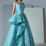 Robes de bal élégantes a-ligne dubaï robes de soirée sans manches longueur de plancher Satin plissé Tulle Appliques robes pour les femmes