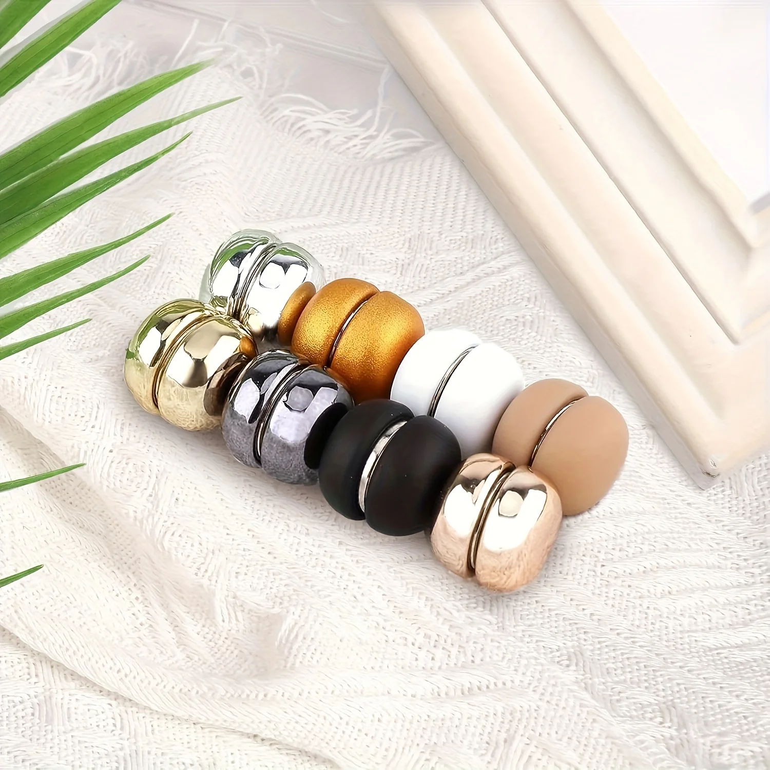 Épingles magnétiques pour foulard pour femme, aimants pour vêtements polyvalents, clips circulaires, ensemble de 4 pièces