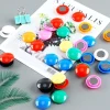 seau d'aimants ronds colorés, aimants pour réfrigérateur, porte papier peint, aimants pour tableau noir et blanc.