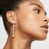 boucles d'oreilles élégantes à longue chaîne, bijoux pour femmes en or et argent à la mode de haute qualité avec beauté esthétique