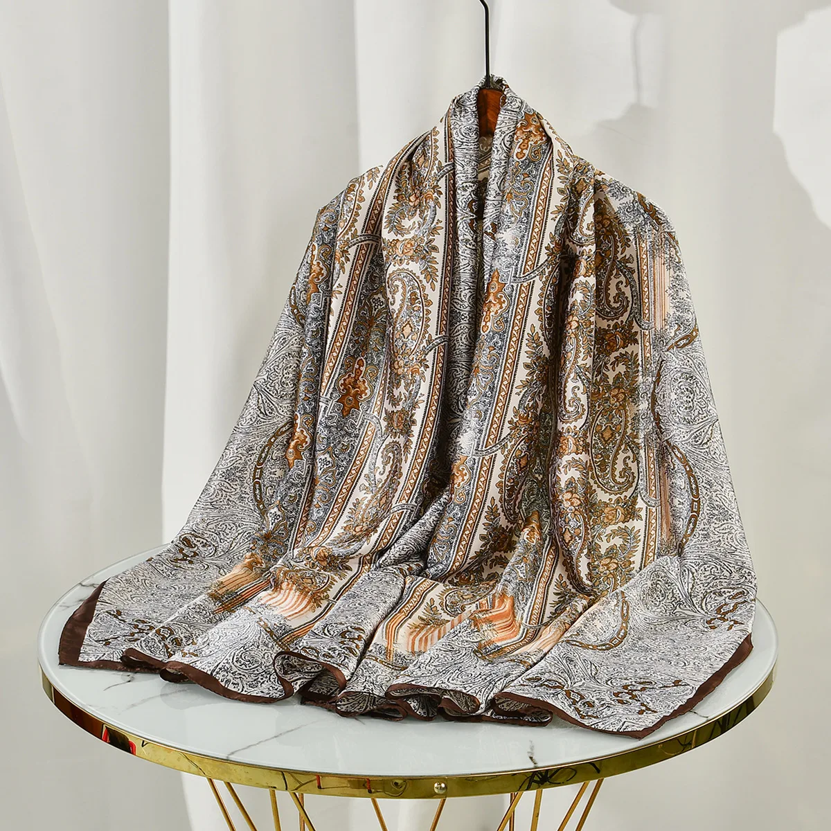 foulard hijab en soie, confortable, élégant, usage quotidien, matériau en mélange de soie de qualité supérieure, texture lisse, respirant, léger, vêtements modestes