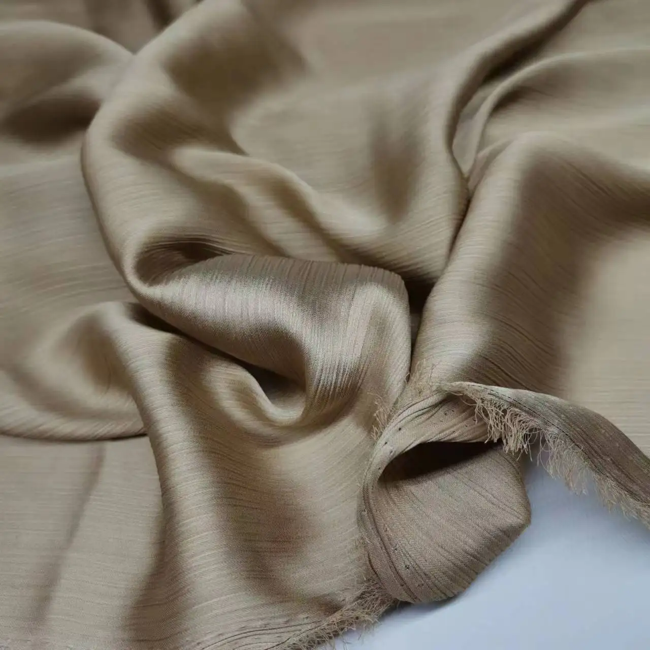 robe en mousseline de soie crêpe brillante, écharpe en satin soyeux, tissu hijab, robe d'été de mariage, fabrication de jupes