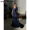 robe de soirée longue de forme sirène, élégante, bleu marine, col carré, perles appliquées, drapée, traîne de balayage latéral, personnalisée