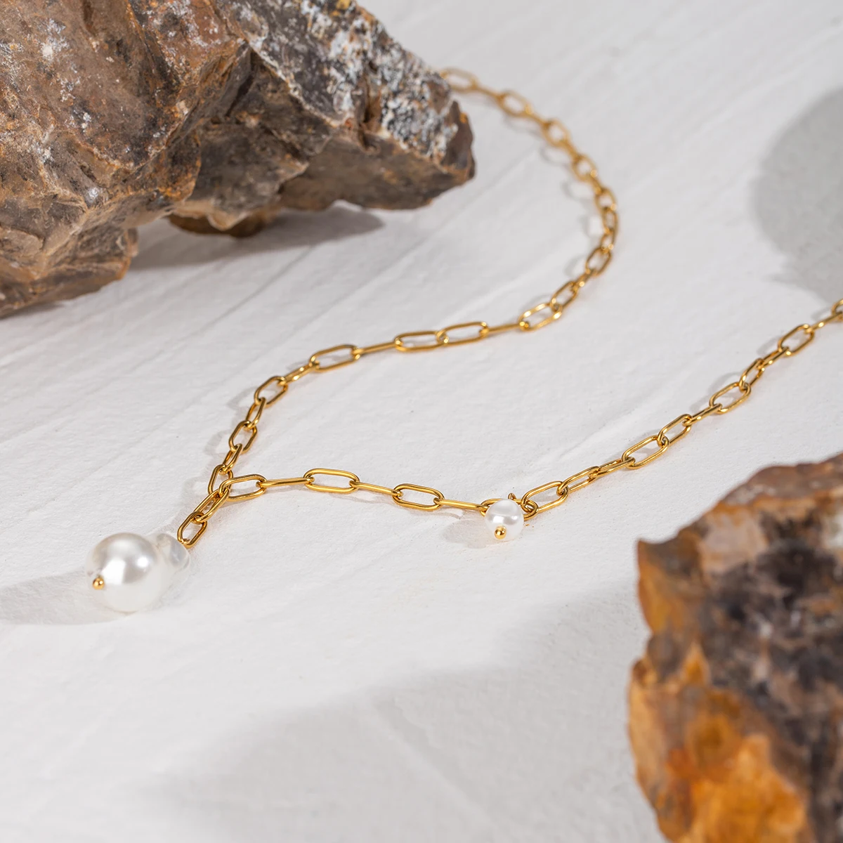 Collier pendentif en perles de verre pour femme, plaqué or 18 carats, bijoux étanches, exquis, minimaliste, chic, cadeau