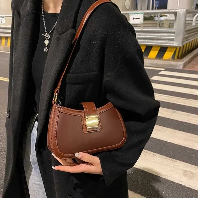 Sac à main Vintage en cuir PU marron pour femmes, boucle dorée, tendance, sac à bandoulière sous les bras, couleur unie, fourre-tout Simple de luxe
