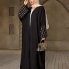 abaya noir élégant pour dames islamiques, manches brodées géométriques pour le ramadan et l'usure quotidienne dans les régions du moyen orient, nouvelle collection 2025