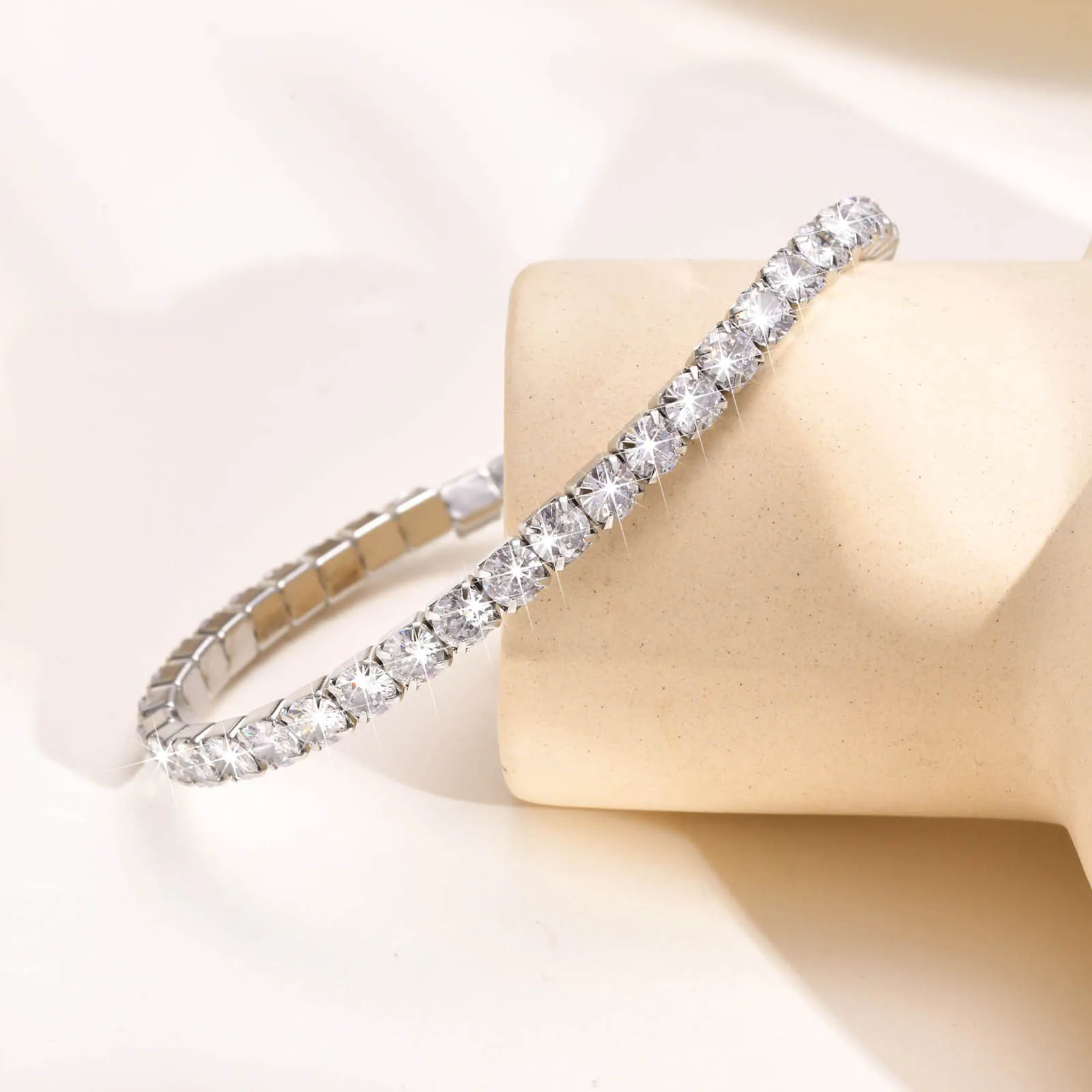 Bracelet de Tennis élastique en acier inoxydable pour femmes, plaqué or, chaîne à maillons minimalistes, bijoux