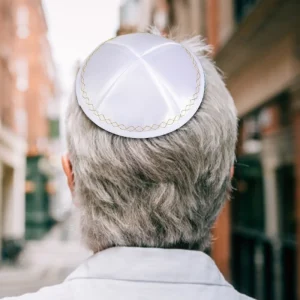 Casquette juive blanche de 14cm pour hommes et femmes, ligne dorée brodée, Styles musulmans, couvre-tête de prière, accessoires de photographie pour fête de Festival
