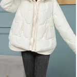 Parka à capuche faux deux pièces vers le bas coton vêtements femmes nouveau court ondulé bavure épais chaud coton rembourré veste OutCoat dame