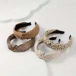 Femmes populaires imprimé léopard Satin tissu noeud bandeau dame filles Simple solide sergé tissu noué bandeau décontracté tête cerceau