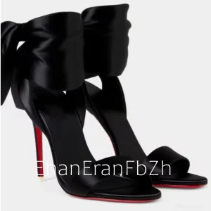 Nouvelles sandales à talons hauts pour femmes avec bride à la cheville, grandes sandales de mariage pour femmes, défilé de mode Sexy européen et américain