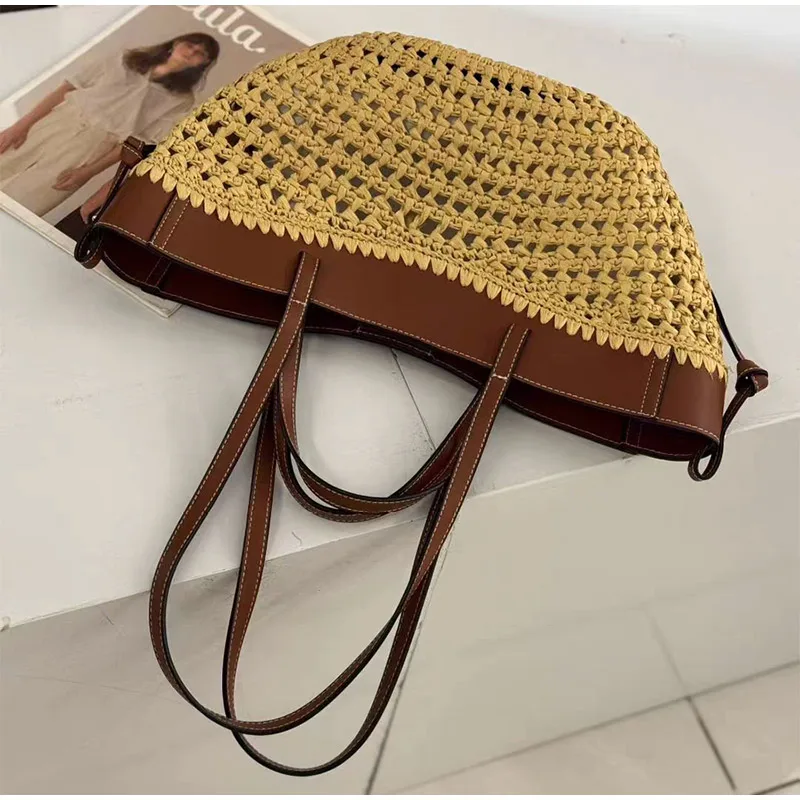 Sac de plage en paille, nouveau Style, sac à bandoulière léger de luxe de styliste, sac tissé de grande capacité, sac à boulettes Simple de couleur contrastée