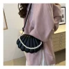 sac à bandoulière chic de style coréen, sac à coque tendance de niche, sac à bandoulière simple et à la mode, nouveau sac d'été 2025 pour femmes