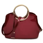 Sac à bandoulière souple et élégant pour femmes, sac à main de luxe brillant, fourre-tout à poignée très à la mode pour toutes les Occasions, nouvelle collection 2025