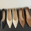 sandales à talons plats en cuir souple pour femme, chaussures Élégantes, pointues, à talons bas, simples, nouvelle collection printemps 2025