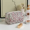 sac à cosmétiques de voyage chic avec design floral, rouge à lèvres matelassé compact et pochette de maquillage, organisateur pour femmes