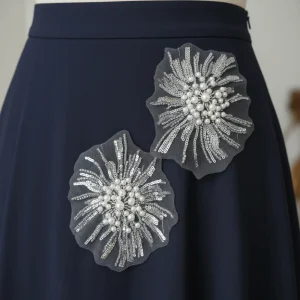 Appliques de perles en forme de taille moyenne, broderie de perles faite à la main, patchs délicats à la mode pour spectacle sur scène