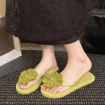 Tongs à fleurs douces, pantoufles antidérapantes à semelles plates, chaussures d&rsquo;extérieur, vêtements de plage, sandales de plage