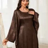 abaya à manches chauve souris marron islamique avec tissu à motif complexe, idéal pour un usage quotidien dans les États unis et les occasions islamiques formelles