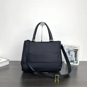 Sac fourre-tout pour femme, sac à bandoulière léger et spacieux, sac à main polyvalent pour un usage quotidien, sac de transport à la mode.