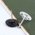 100 pièces punaise décorative transparente tête en plastique punaise en métal épingles de carte épingles à dessin punaises punaises semblables à l&rsquo;équipement punaises