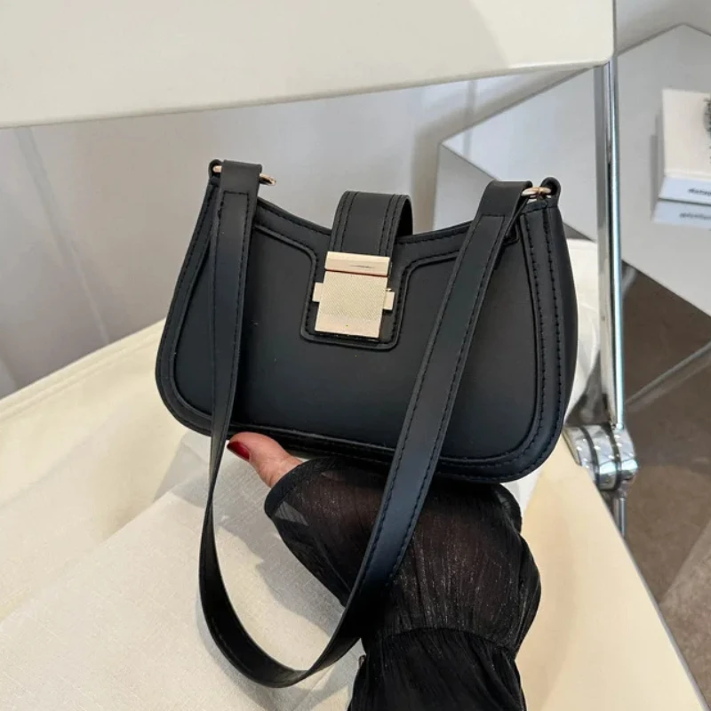 Sac à main Vintage en cuir PU marron pour femmes, boucle dorée, tendance, sac à bandoulière sous les bras, couleur unie, fourre-tout Simple de luxe